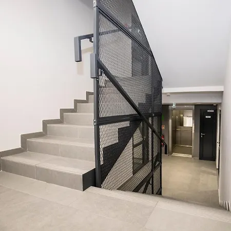 Aparthotel My 1st Place