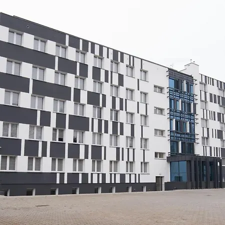 My 1st Place Aparthotel *